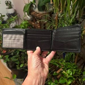 Vintage Fossil Flip ID Bifold Black Leather VGUC